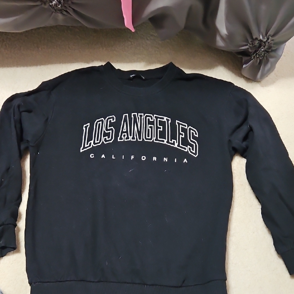 SHEIN Classic Black Crewneck